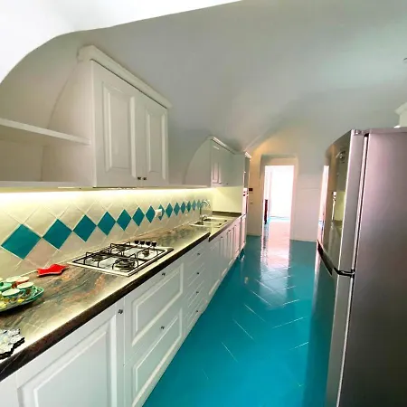 Callia Sweet Appartament - Near Corricella Port *