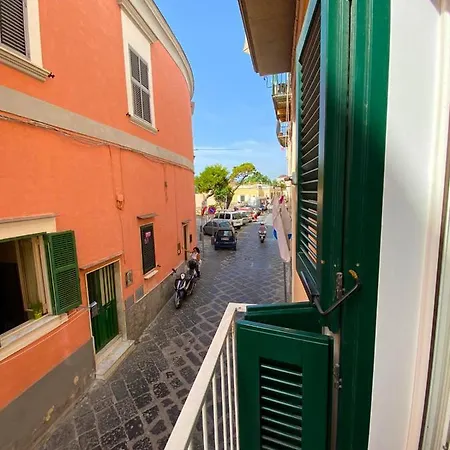 Callia Sweet Appartament - Near Corricella Port Apartment Procida